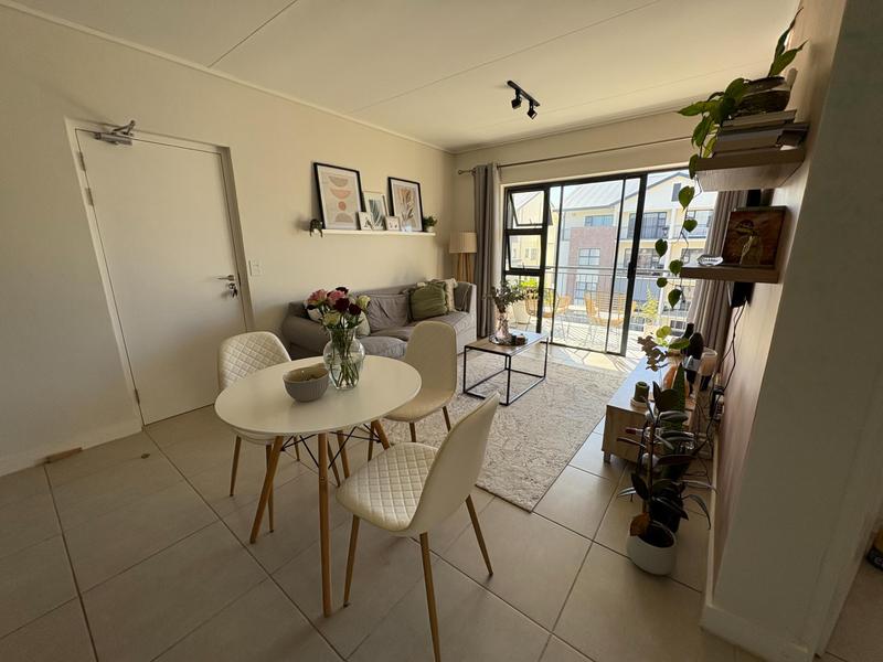 To Let 1 Bedroom Property for Rent in Richwood Western Cape